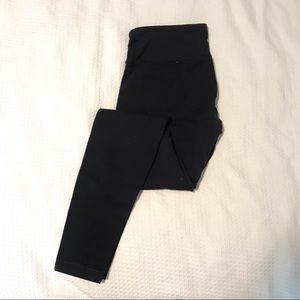 Lulu Lemon mid-rise (2 pairs) black 30’ inseam leggings.